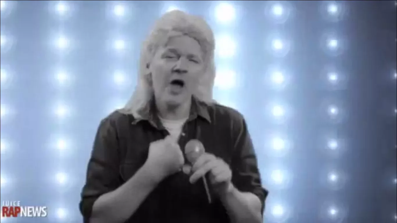 Julian Assange krossar klassiker