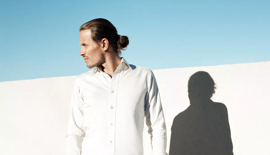 PREMIERE: Ilebek - Love Fades