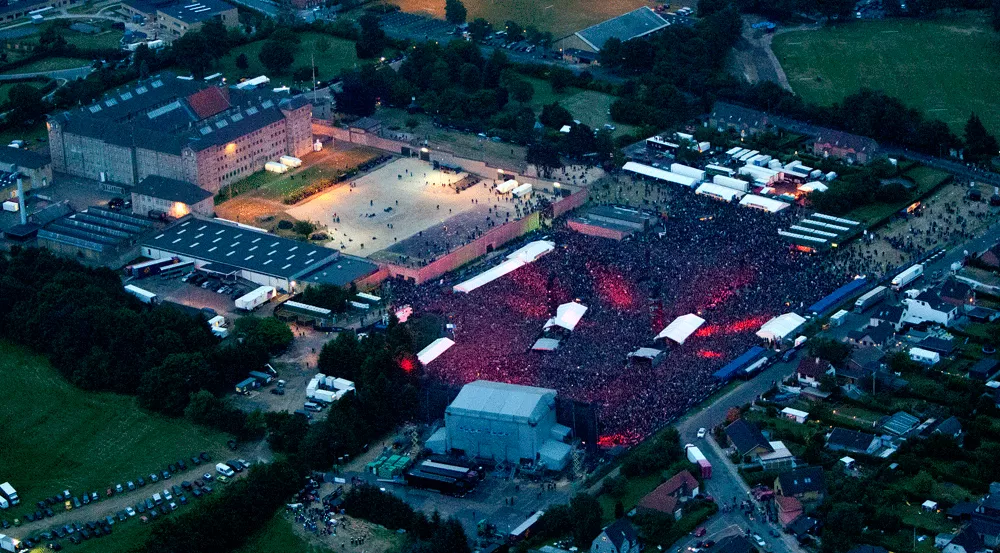 Metallica-arrangør tilfreds med fængselskoncert