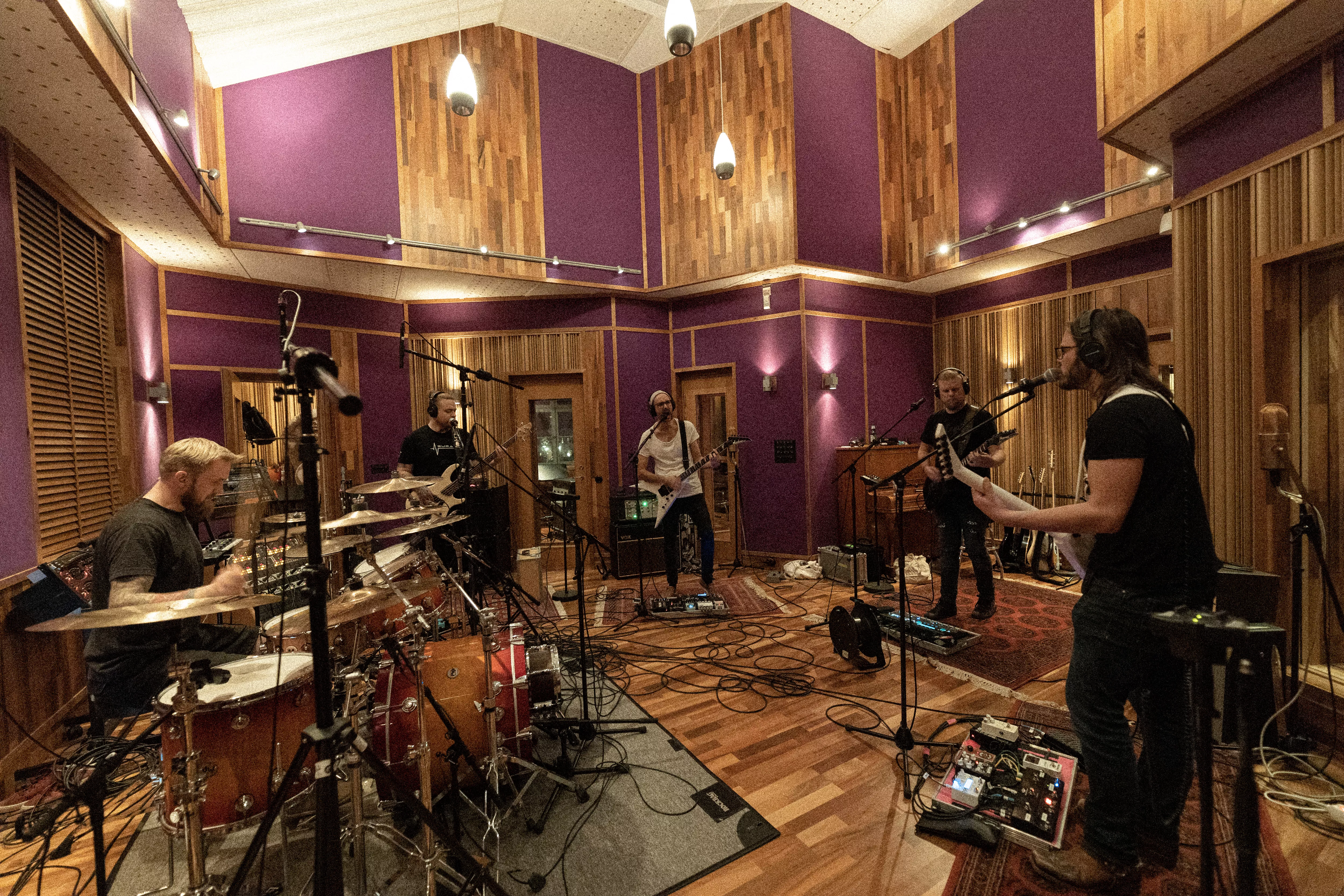 PREMIÄR: Magisk studiotid med In Mourning