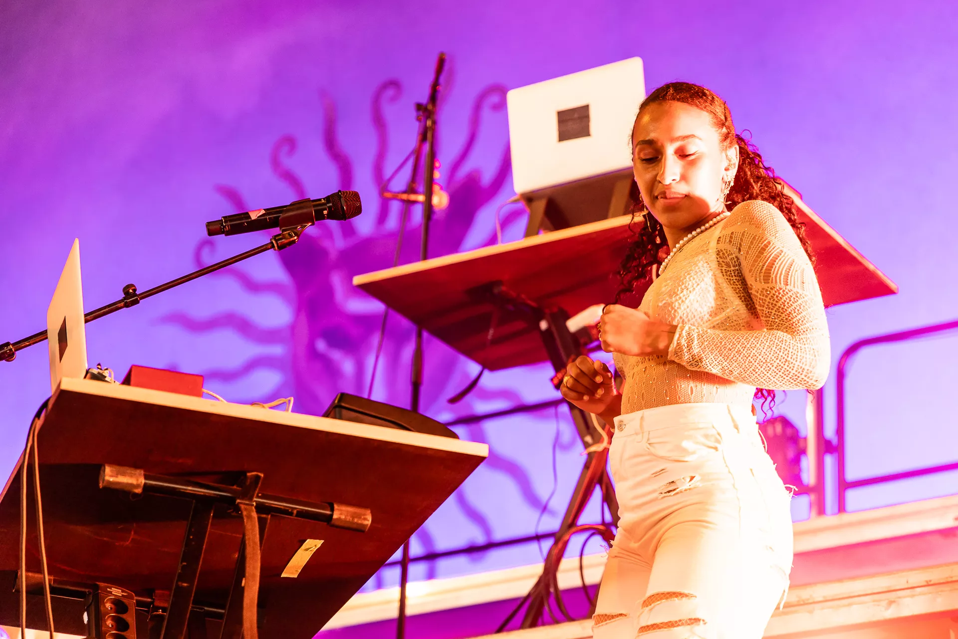 JULEKALENDER: Denne sang har betydet noget særligt for Zaina i år