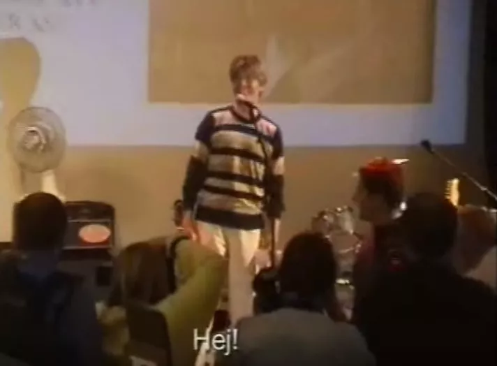 Se när Bowie hyllade svenska skivaffären