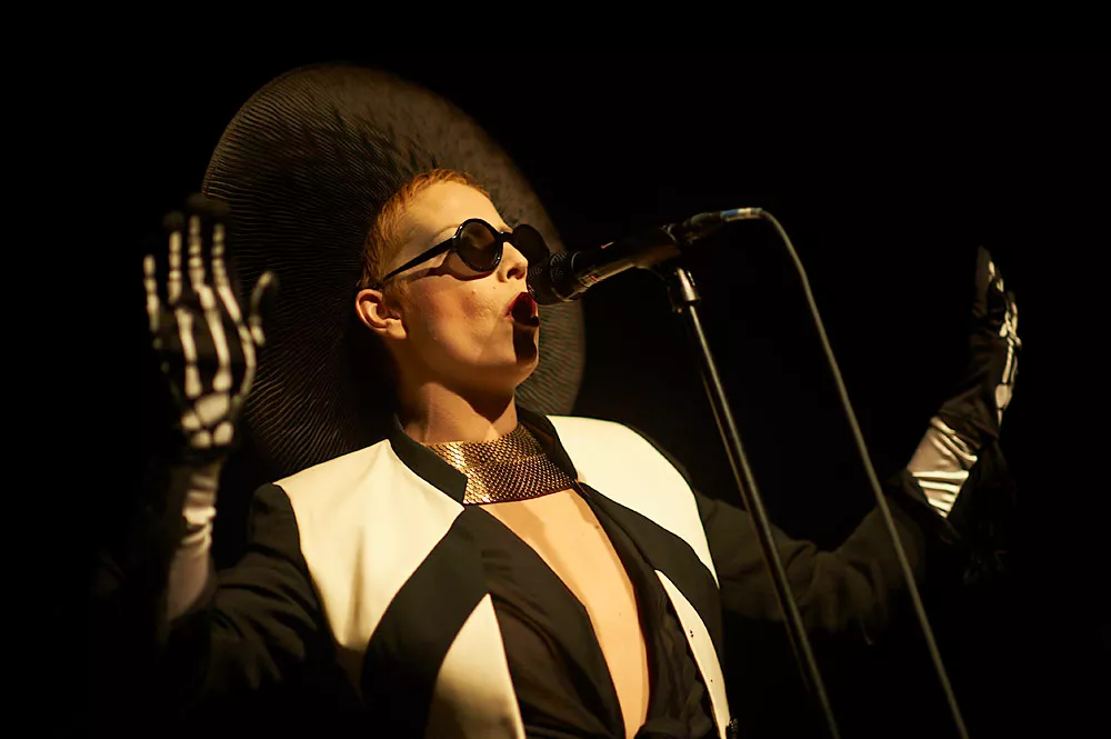 Jenny Wilson giver koncert til CPH:DOX