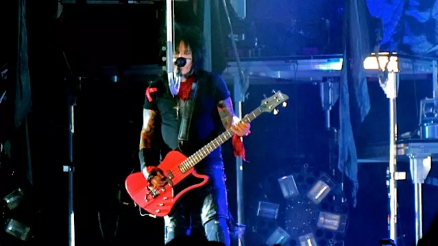 Mötley Crüe: Abbotsford Sport and Entertainment Center, Canada