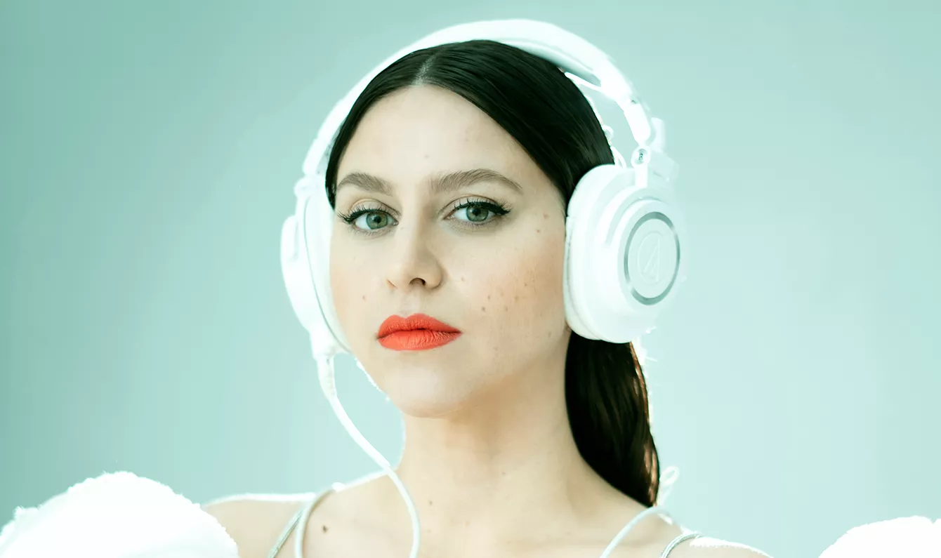 Drop streamingplatformene – sådan støtter du din yndlingskunstner i 2025