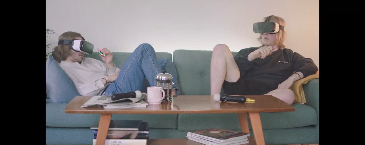 VIDEO: Prøver å skildre en absurd verden der teknologien har gått for langt