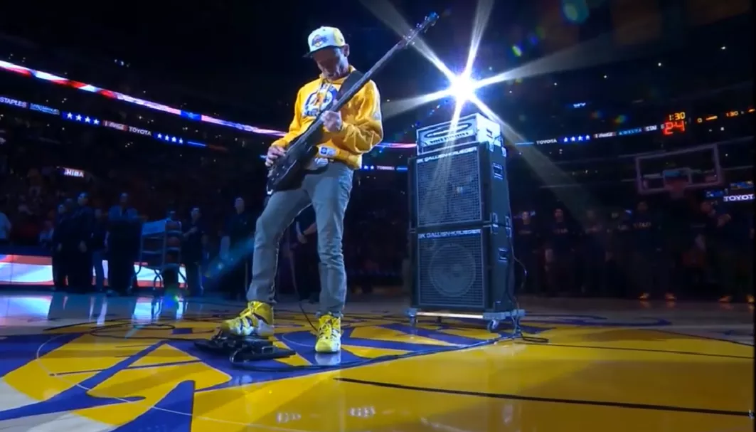 Flea: Jeg er sgu da ligeglad