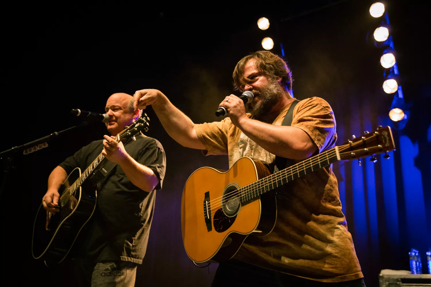 Bråvalla släpper storheter