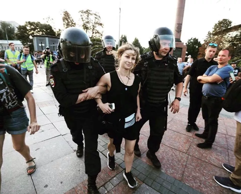 Köptes loss ur häktet – för att kunna spela på svensk festival