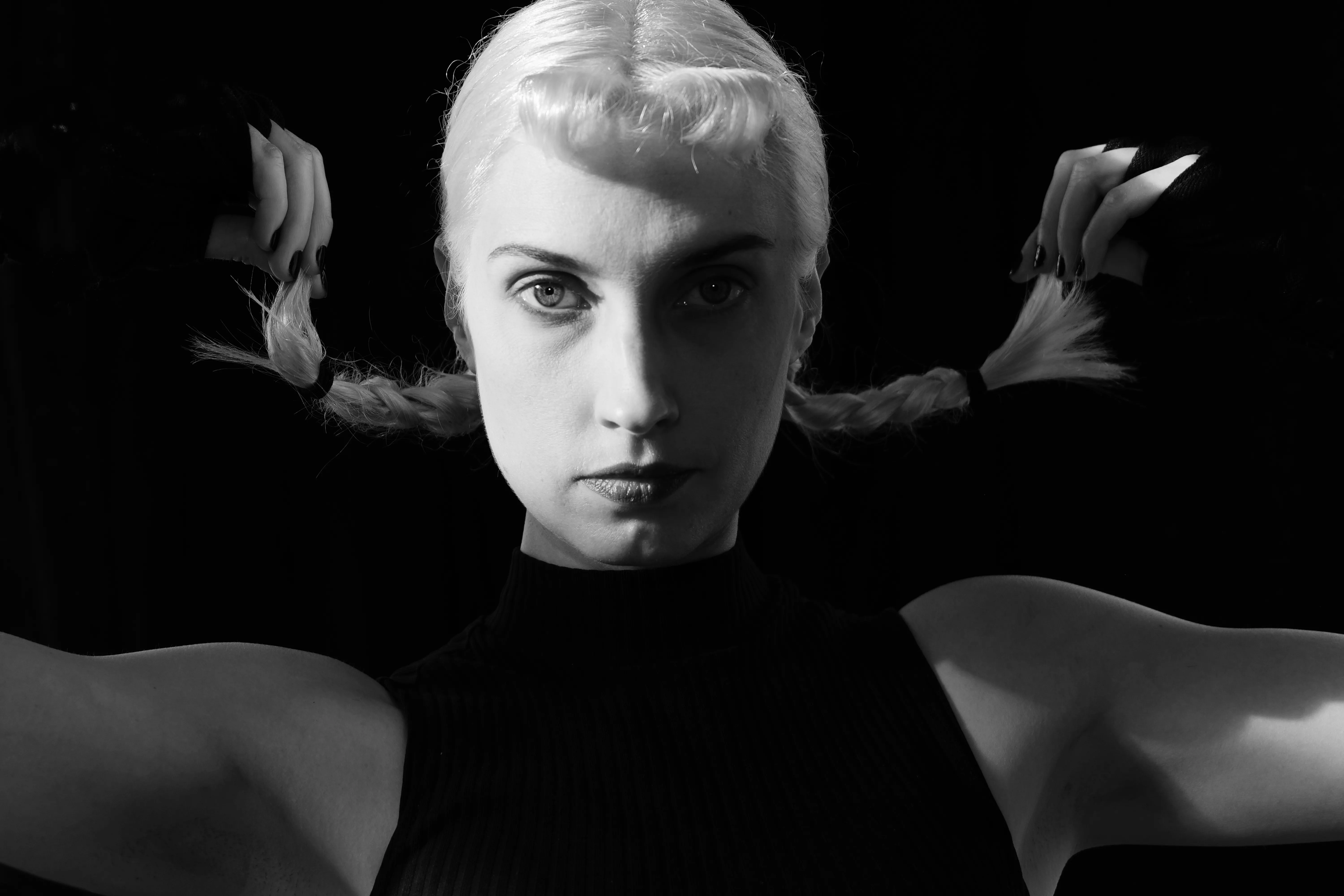 BÄST JUST NU: Kärlek och vänskap i pandemins efterspel