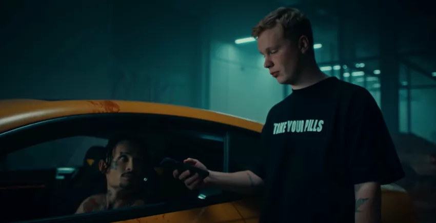 Russisk rappers antikrigssang går viralt – “Dette er en modig udtalelse i Rusland”