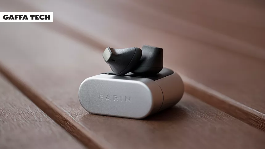 ANMELDELSE: Lille headset med endnu mindre lyd