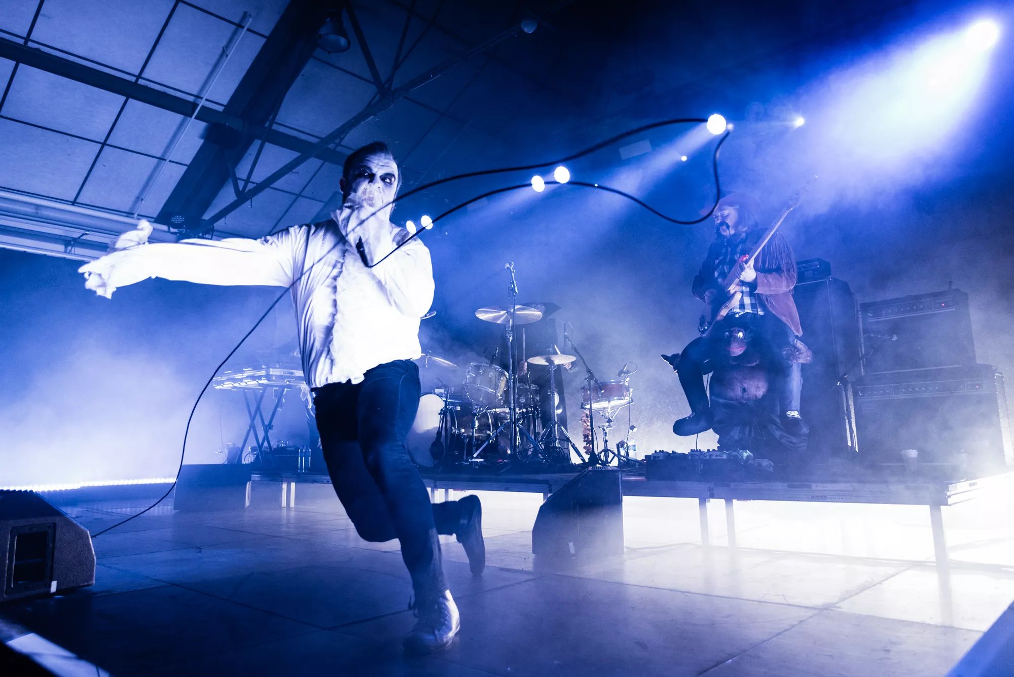 Synthpoppigt Halloweenparty med sällsamma dansmoves