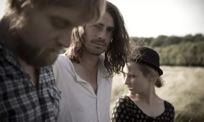 Tue West udgiver nyt