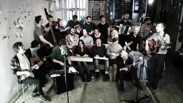 Dansk kollektiv spiller Band Of Horses