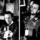 Death To Frank Ziyanak spiller instore-koncerter