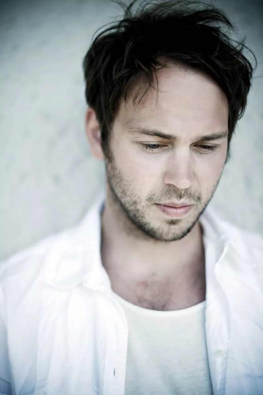 Joel Alme förlänger Sverigeturné
