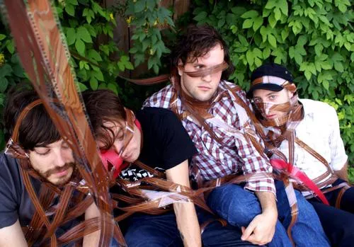 Holy Fuck till Sverige