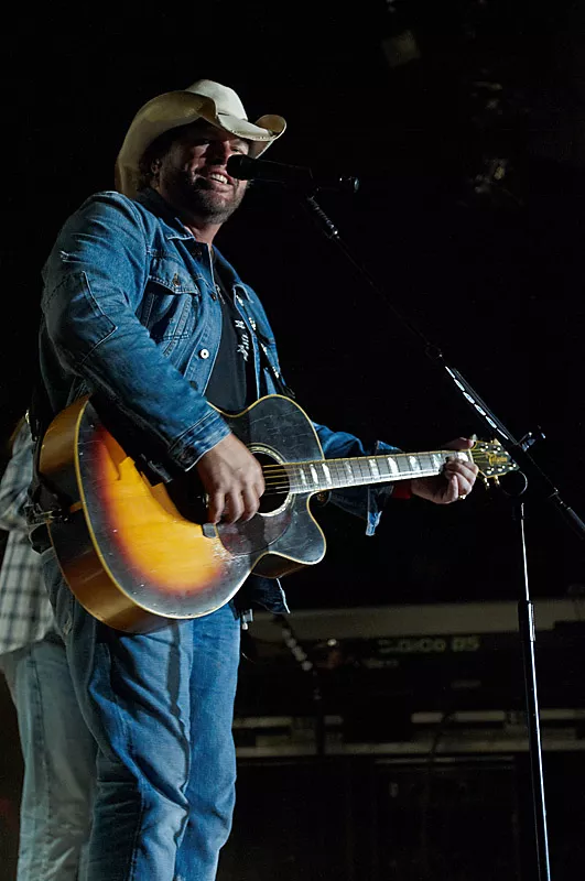 Toby Keith på scenen i København, november 2009. Foto: Rasmus BS Hansen