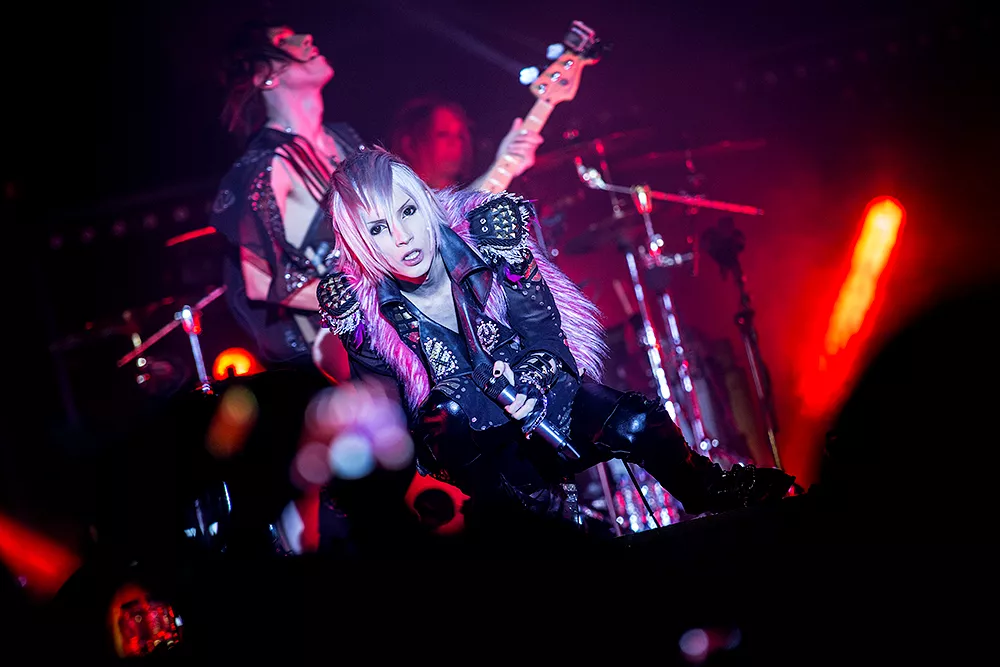 Svensk uppstickarfestival får oväntat besök