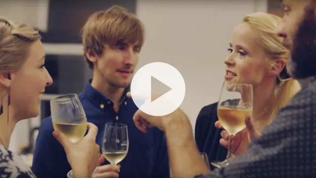 Se ny turnévideo fra Tina Dickow – med stemninger fra landevejen