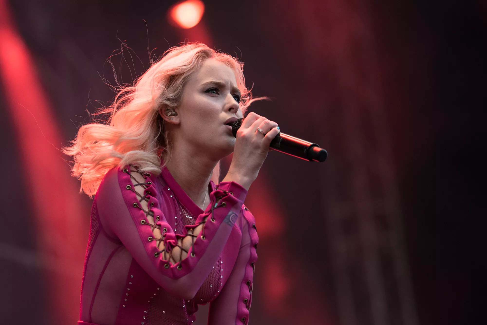 Världsartisten tar tillbaka  80-talspoppen