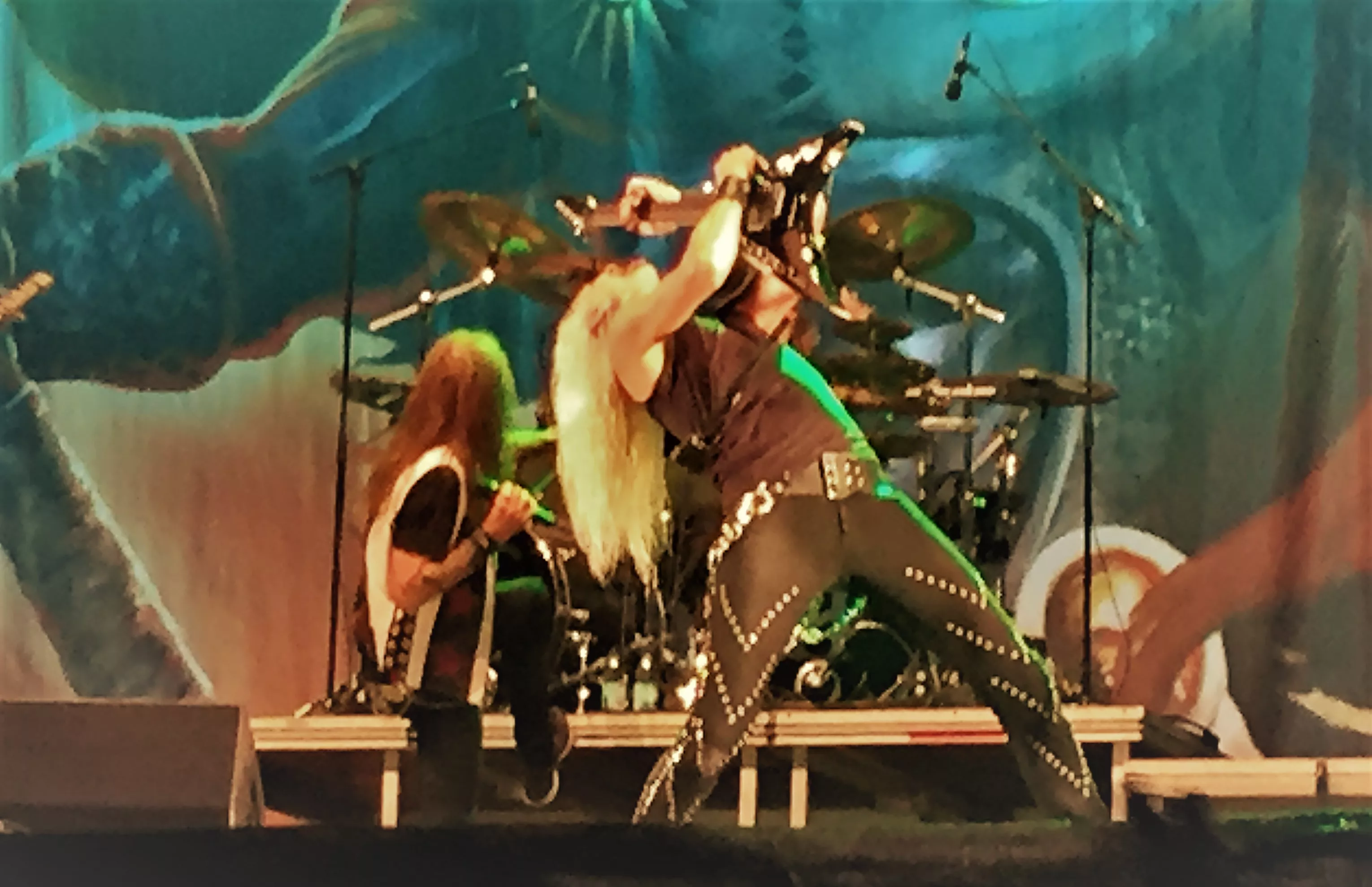 Hugger fram pärlorna i gnistrande ljusshow