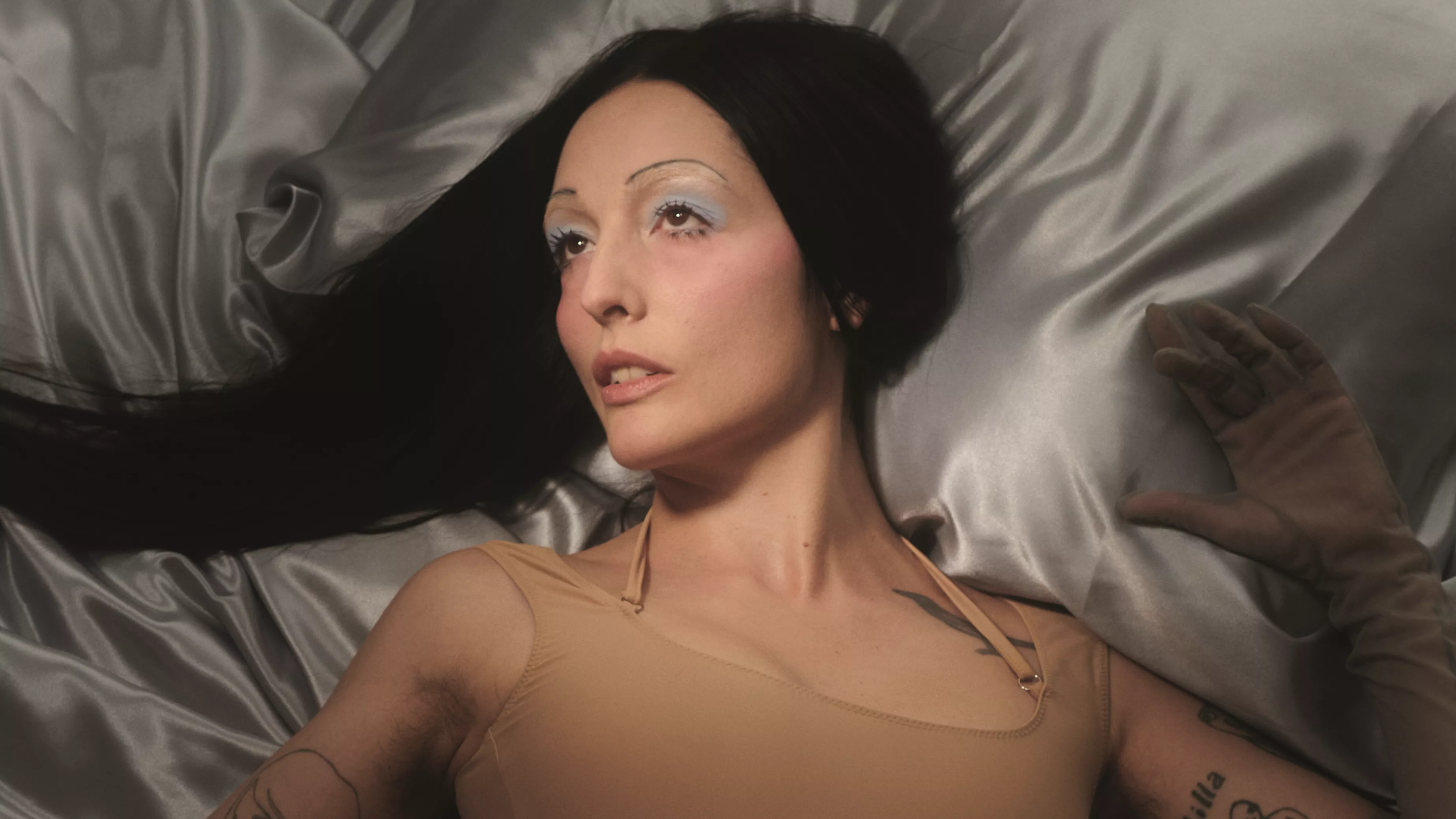 NY SINGLE FRA BRIMHEIM: “Der er noget urovækkende ved den ekstreme villighed, der opstår, når man er forelsket”