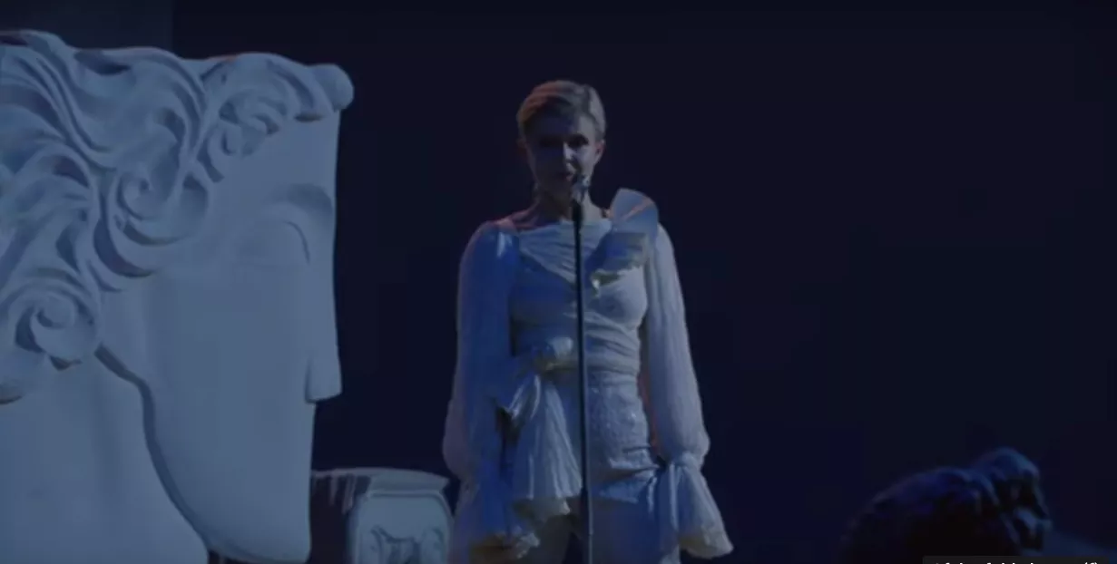 Se Roskilde-aktuelle Robyn i ny, heftig dansevideo 