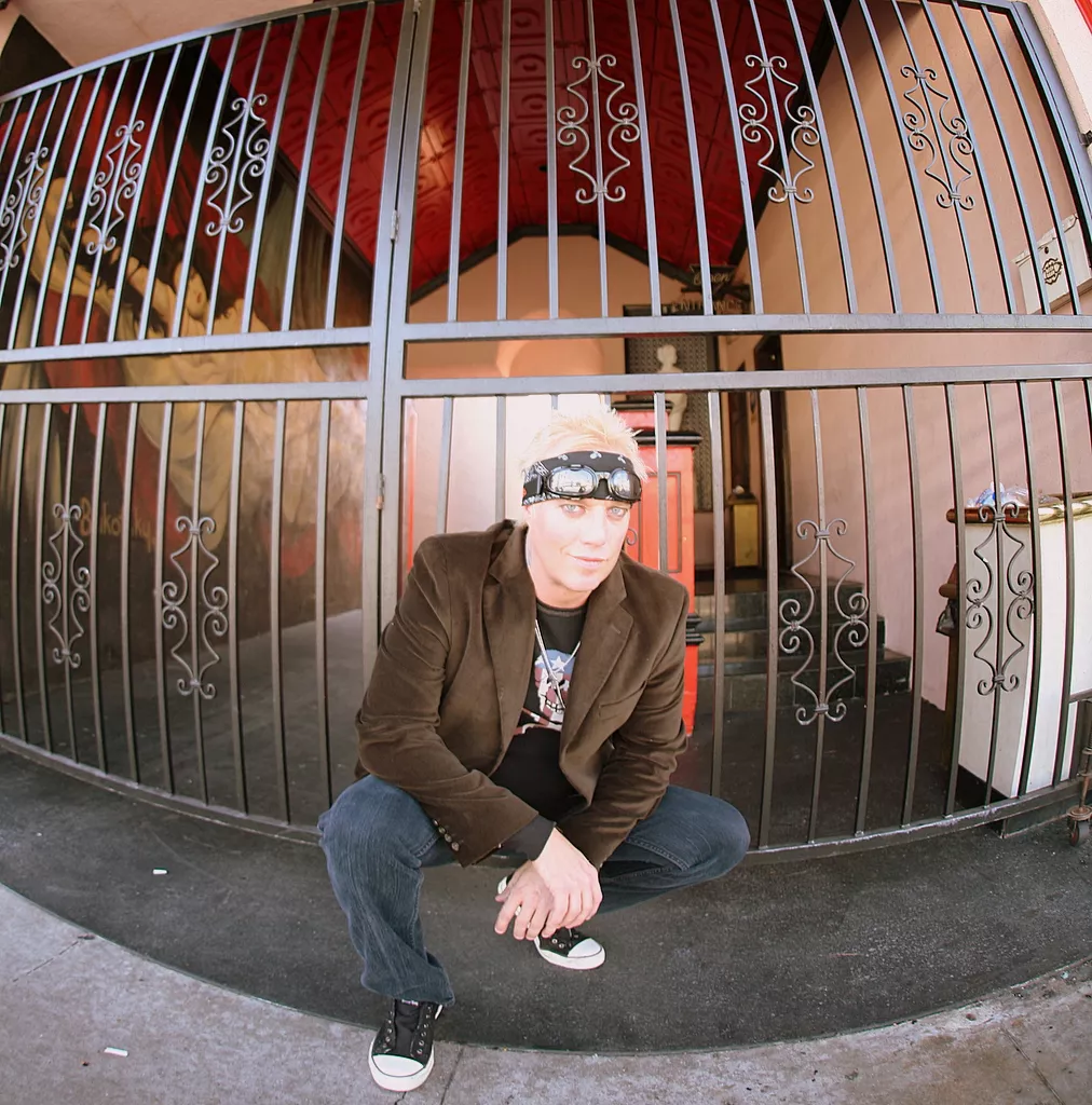 Tidligere Warrant-sanger død