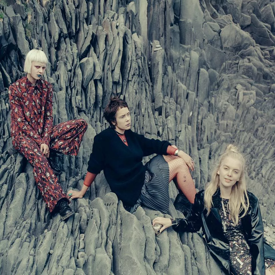 Isländsk-brittisk direkt indierock är BÄST JUST NU