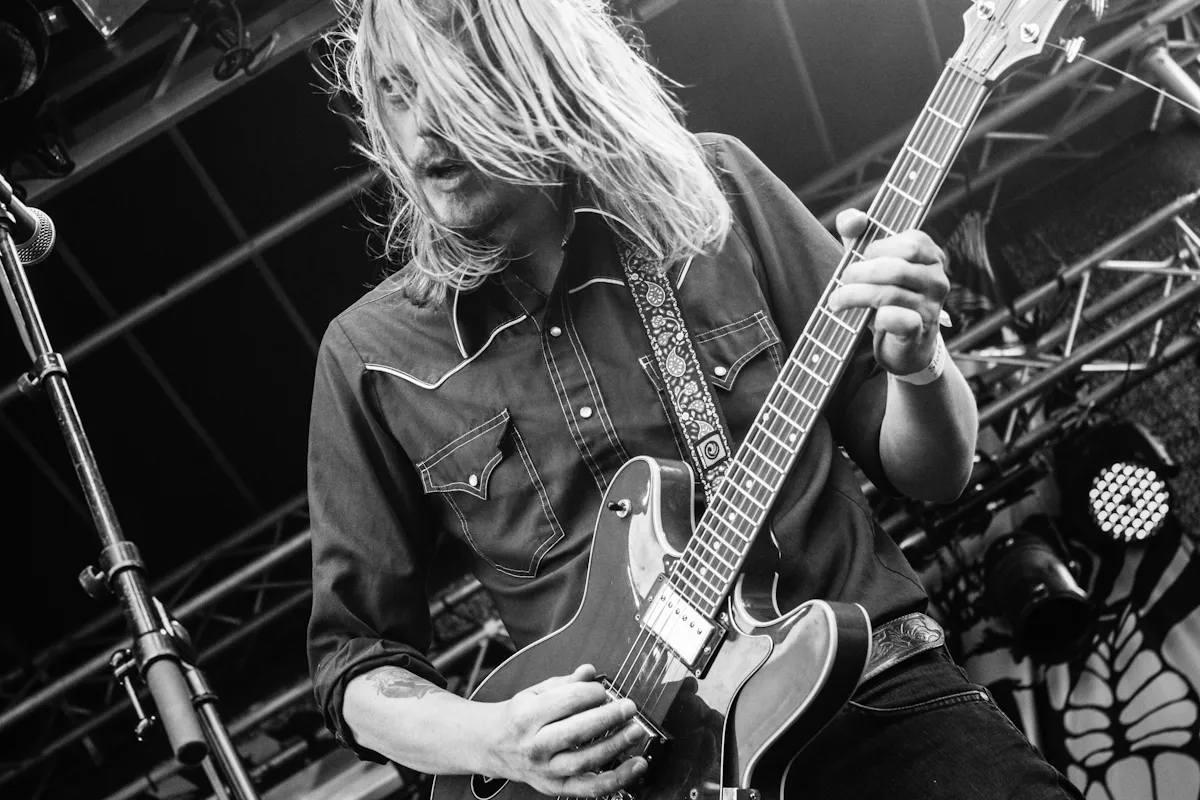 Graveyard: Kastellscenen, Slottsfjell