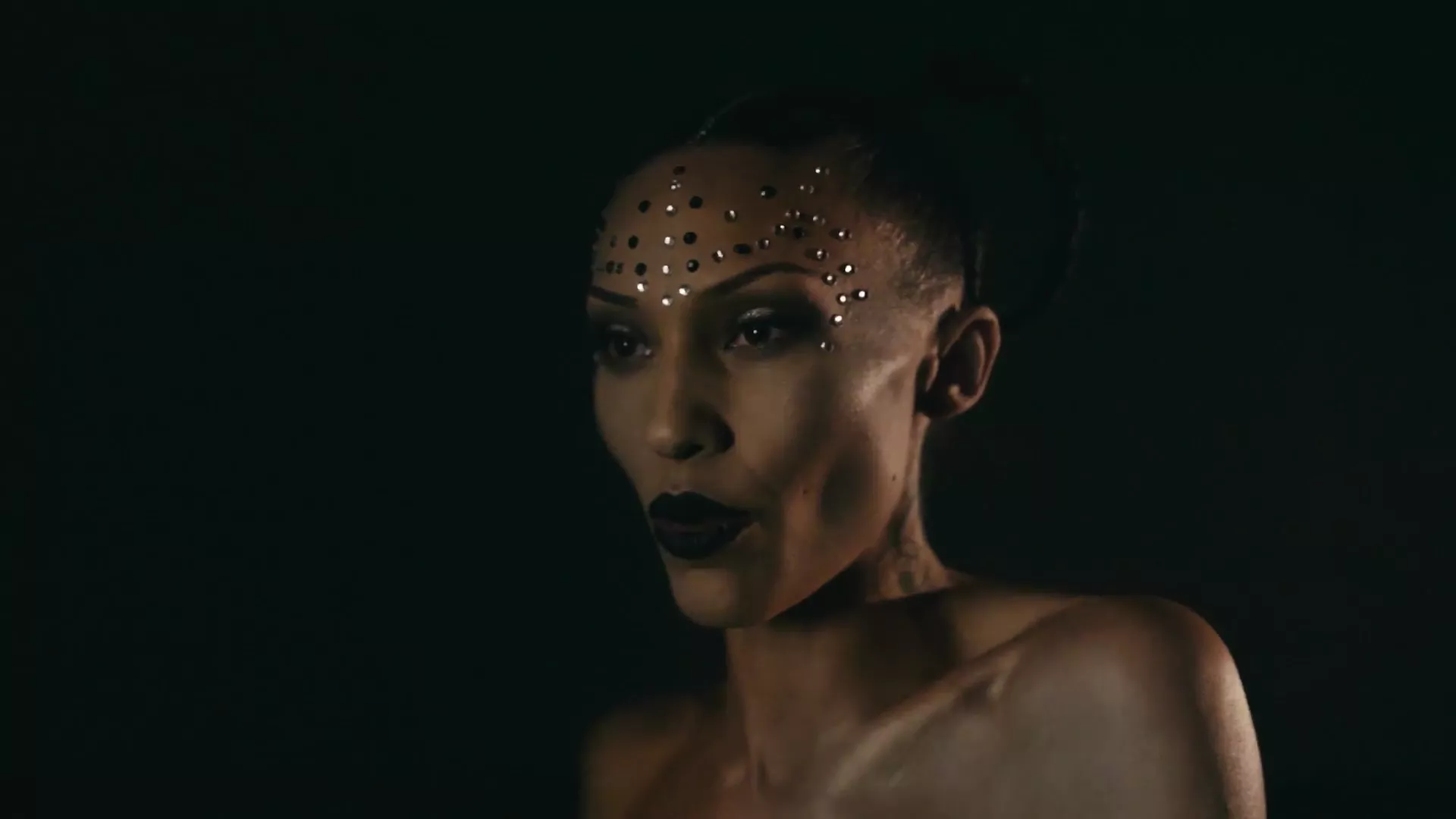VIDEOPREMIÄR: Karma Befometz - Starmission