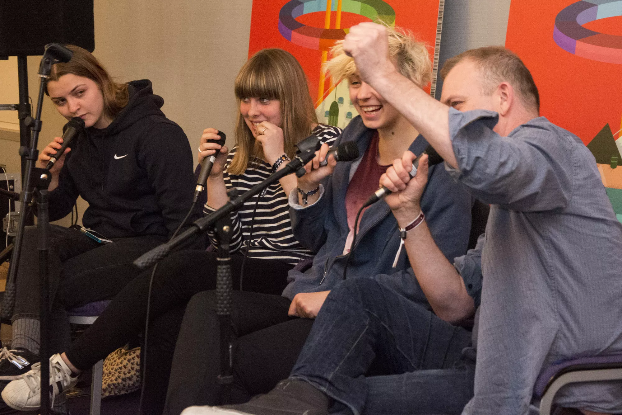 The Cabin Project og Baby in Vain holdt GAFFA Library Session på Spot