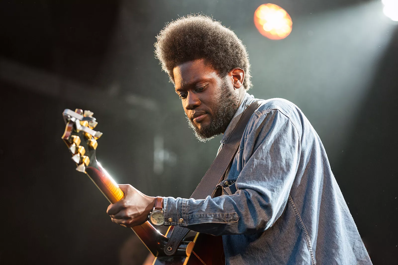Michael Kiwanuka og Editors til Heartland Festival