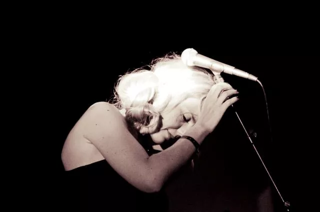 Our Broken Garden aflyser turné