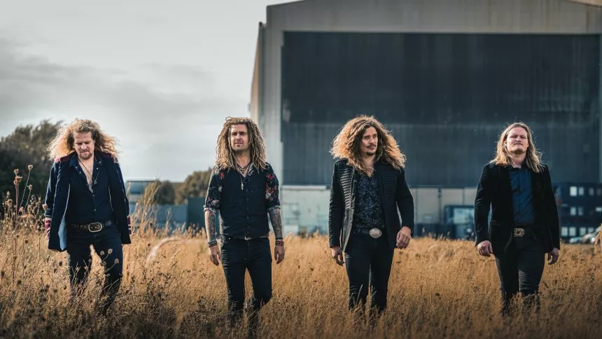 ANMELDELSE: Glimrende debut fra danske tungrockere