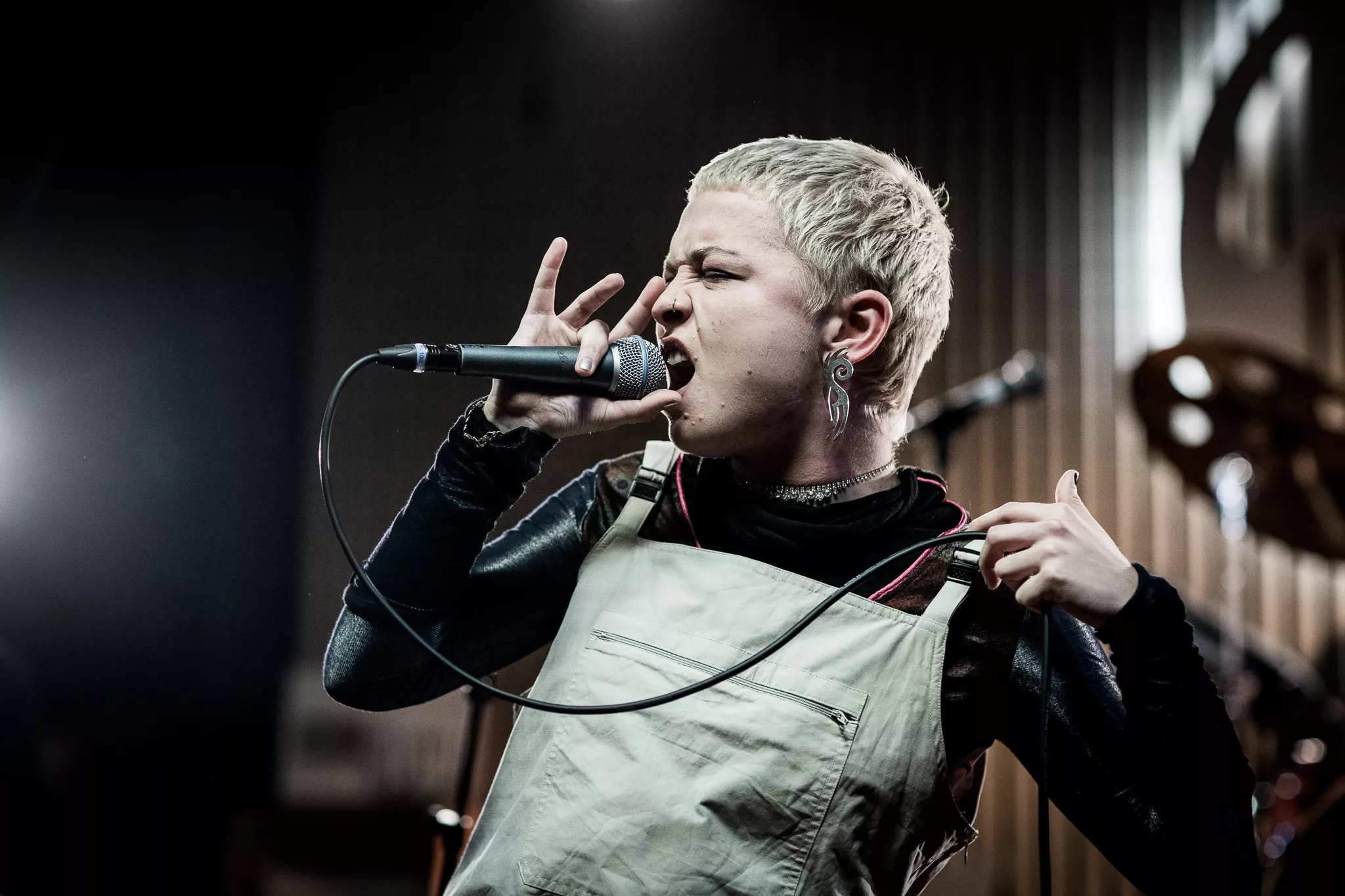 JULEKALENDER-LÅGE 1: Se tryllebindende optræden fra Angående Mig