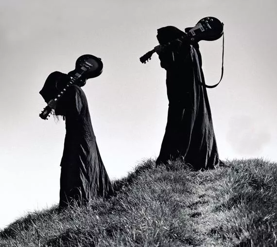 Sunn O))) til Vega