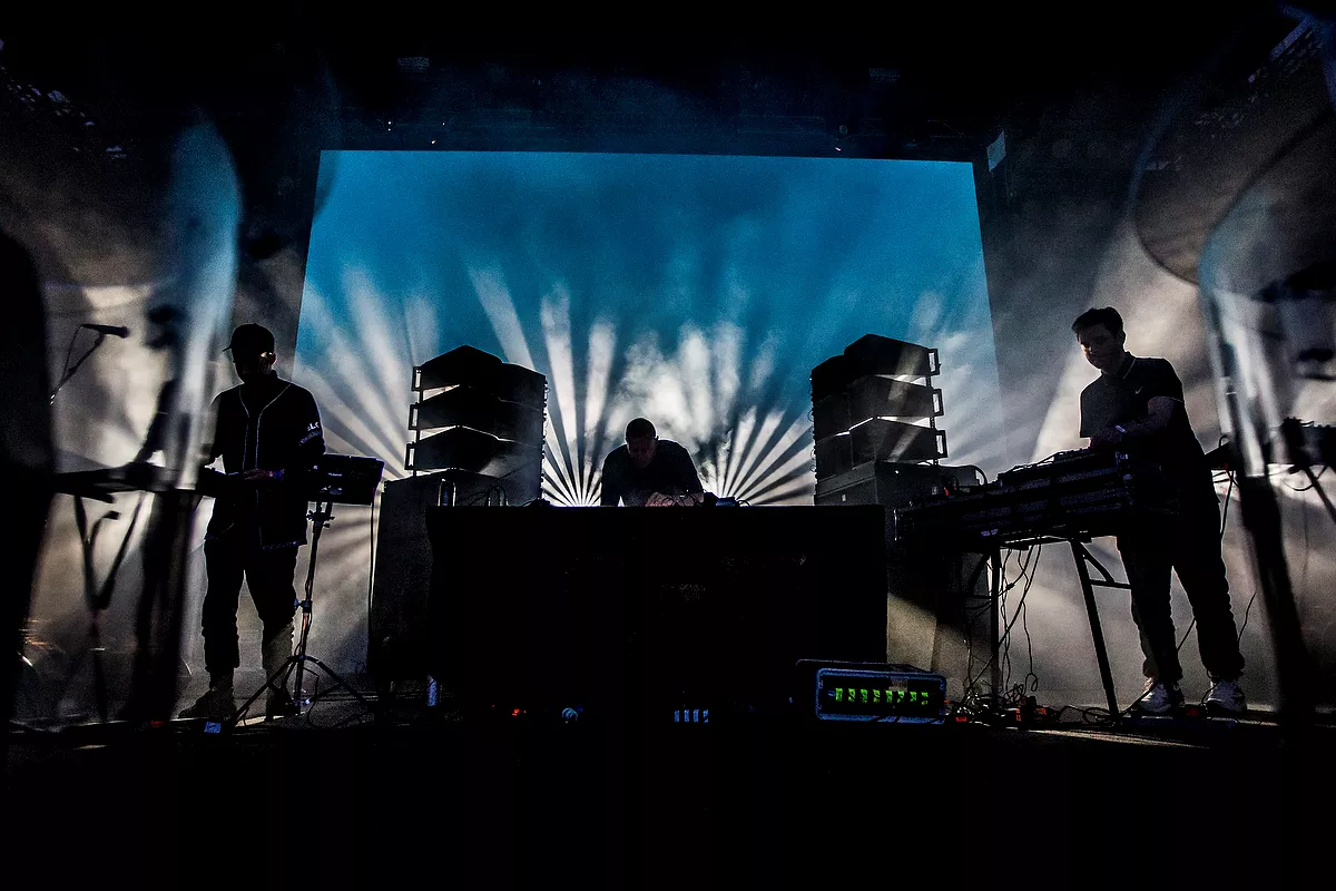 AV AV AV : Roskilde Festival, Apollo Countdown