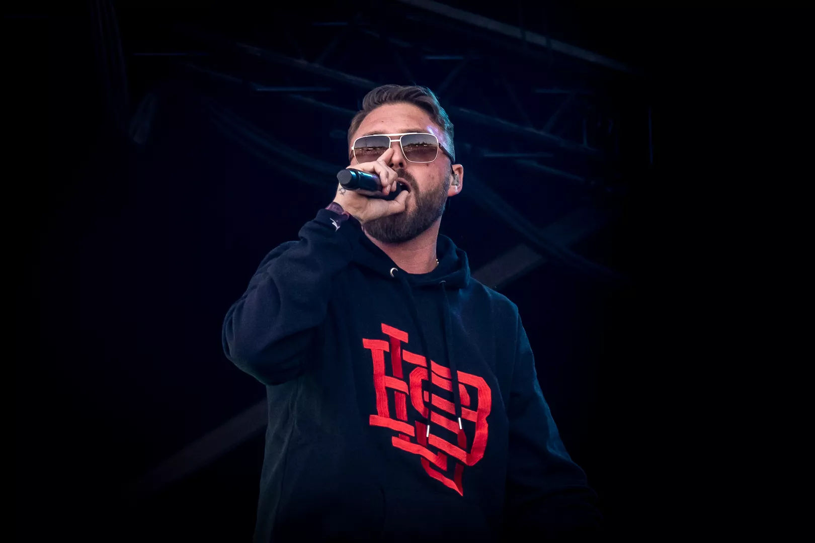 Gilli topper plakaten til Bork Festival