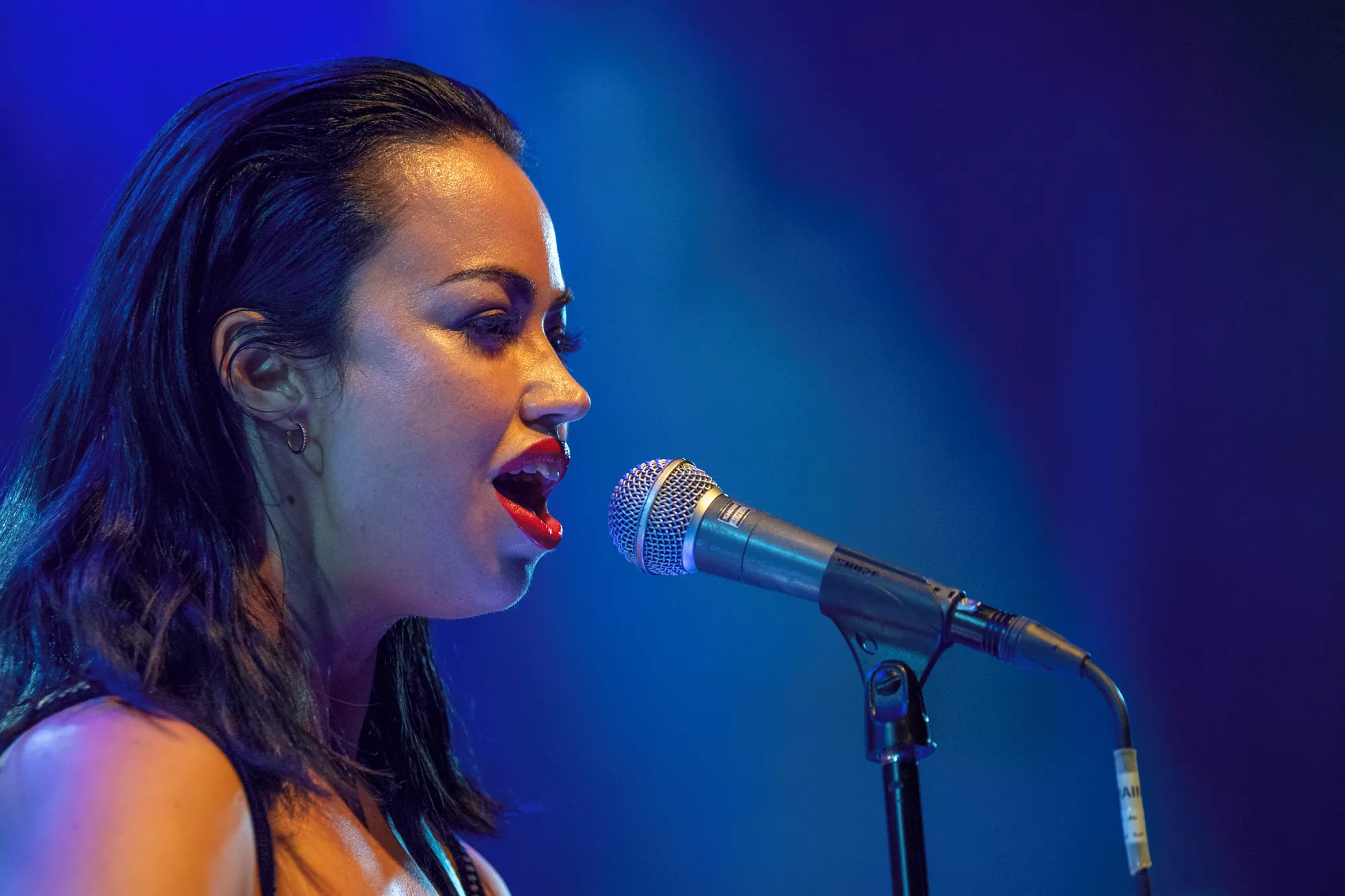 Hun Solo holder koncert på Kvindernes Internationale Kampdag