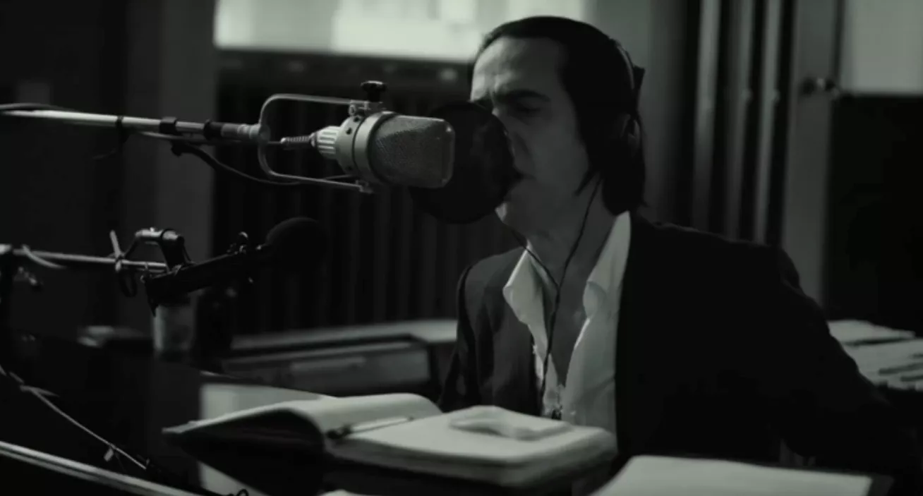 Sorgarbejde og sitrende studieoptagelser i stærk dokumentar