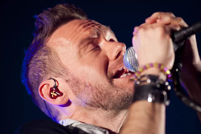 Joakim Berg ger första text- och sångsmakprovet från soloalbumet