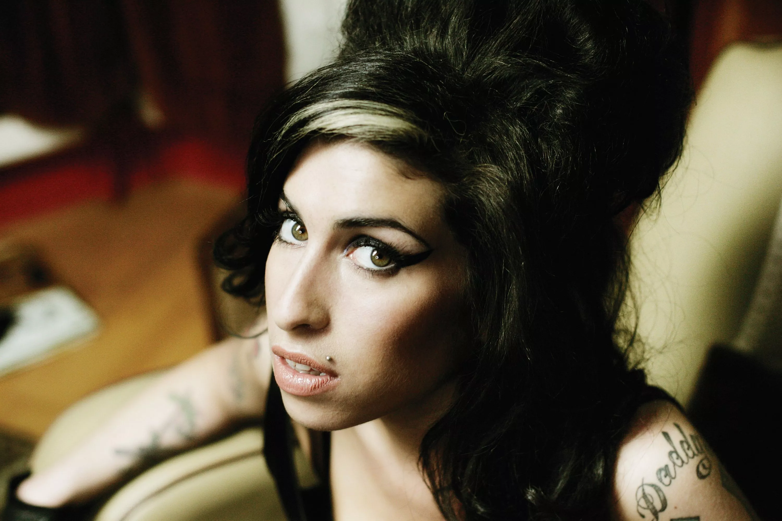 Amy Winehouse tilbage på den danske hitliste