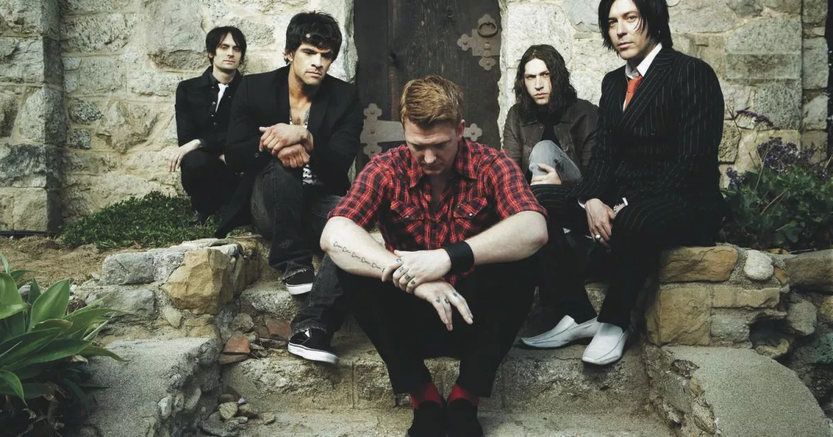Queens Of The Stone Age presenterar nytt album – samarbetar med stjärnproducent