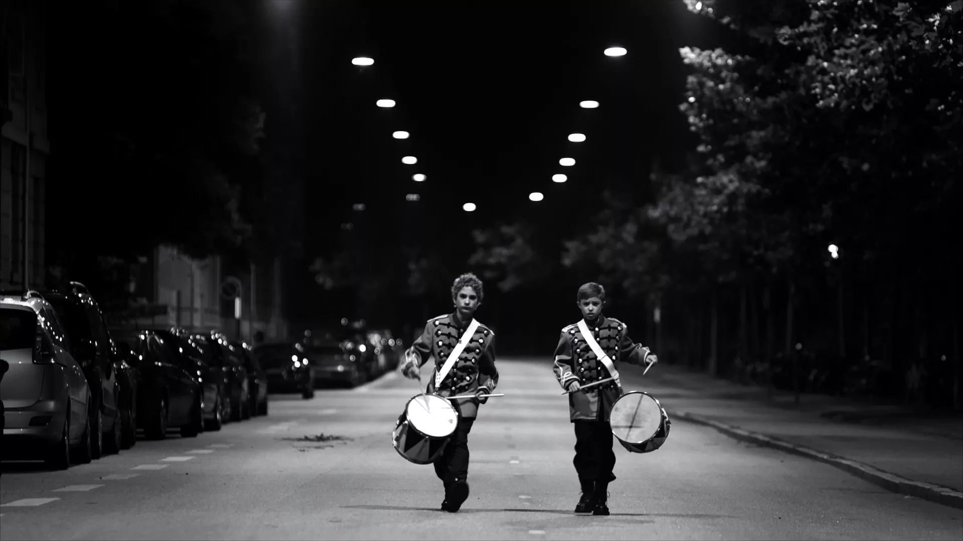 På videooptagelse med Raveonettes i København by night