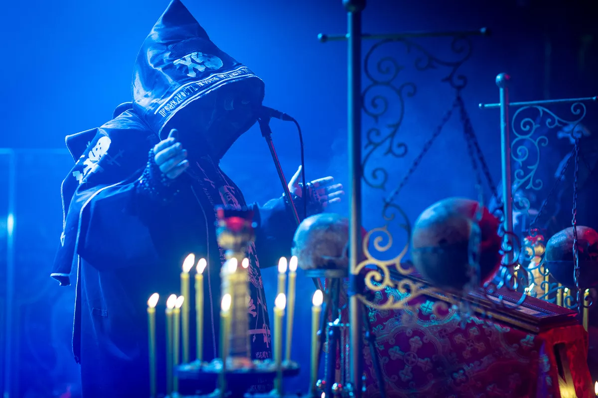 Black metal-messe spillede forårssolen sort