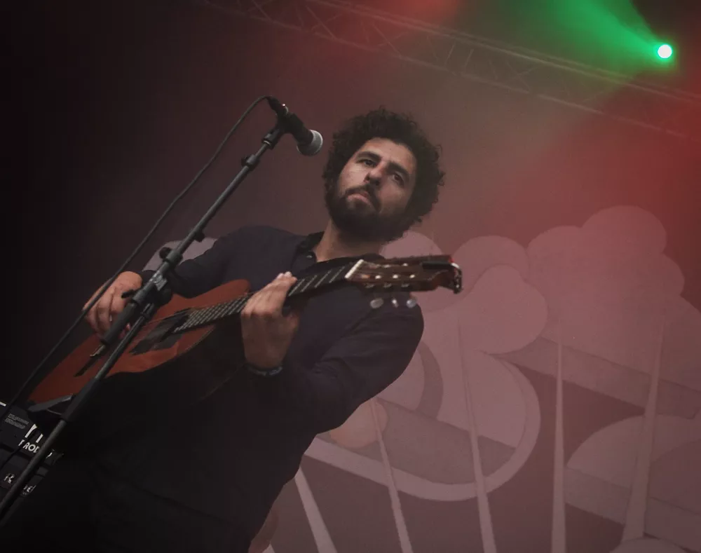 Stödfest samlar Göteborgs popelit