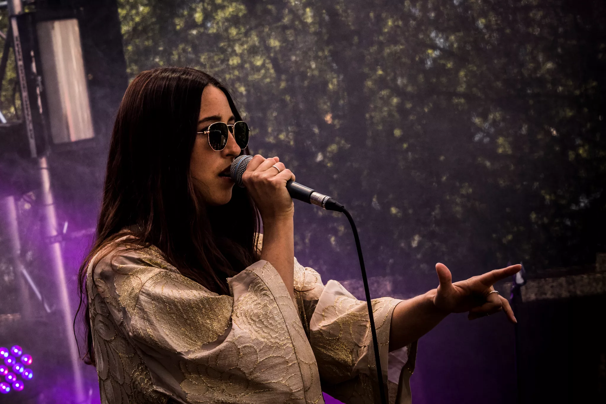 ANMELDELSE: På klubben i solen